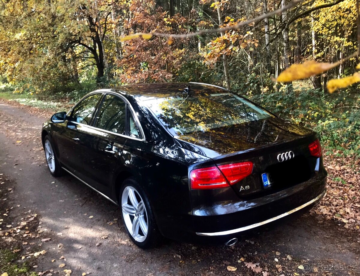 Audi A8 3.0tdi hybrid model 2013 Desing selection interiér