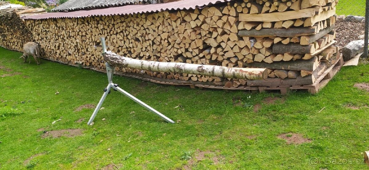 Stojan na řezání dřeva