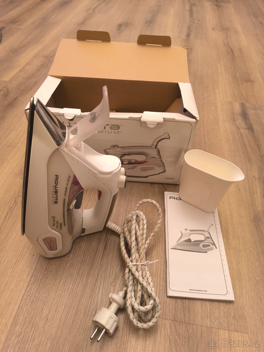 napařovací žehlička Rowenta