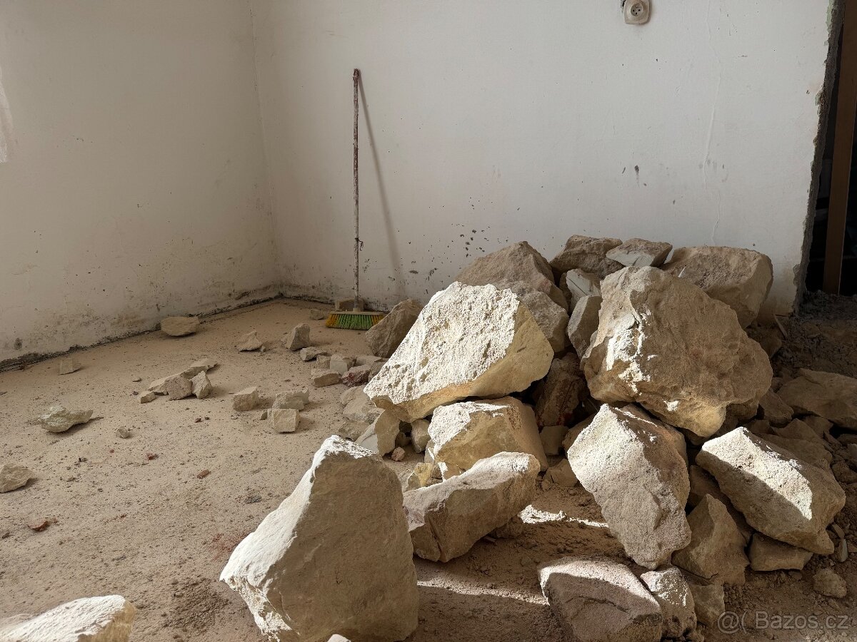 Kameny vápenec - pískovec