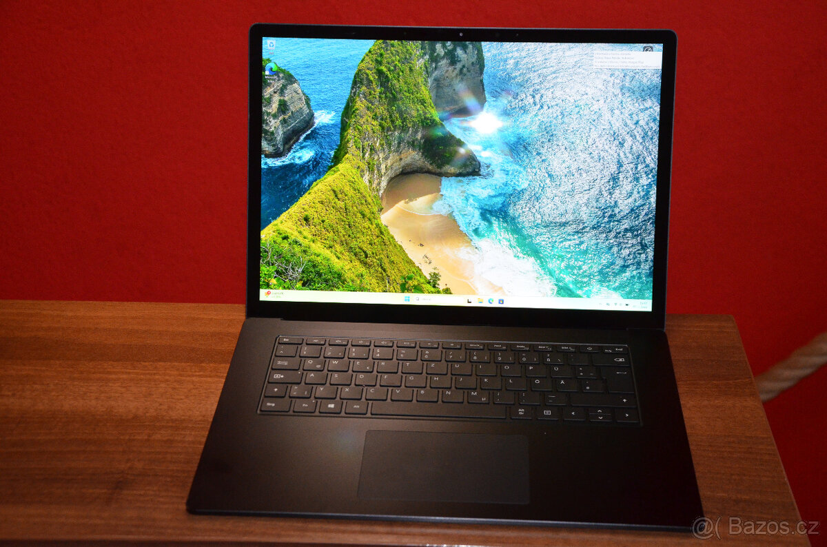 Microsoft Surface Laptop 3 černý i5/8GB/SSD 256GB/dotyk