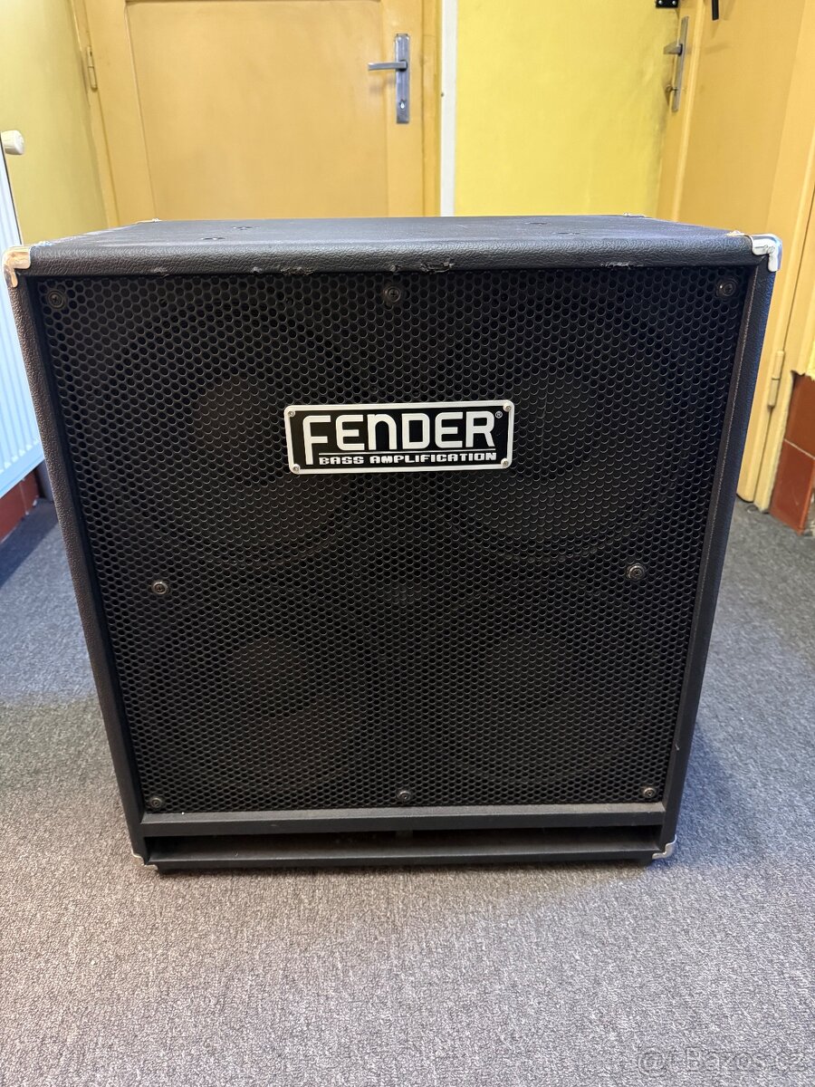 basový reprobox Fender Rumble 410