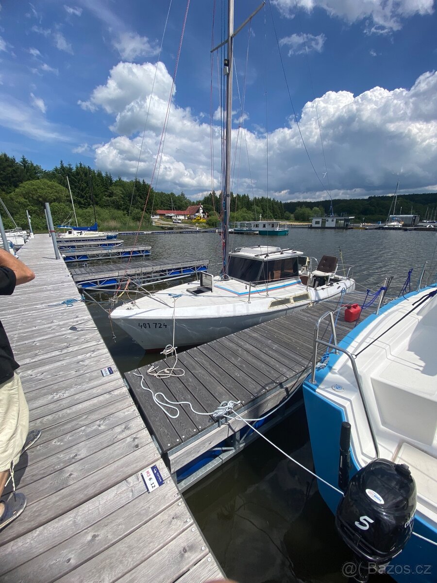 Plachetnice Jeanneau