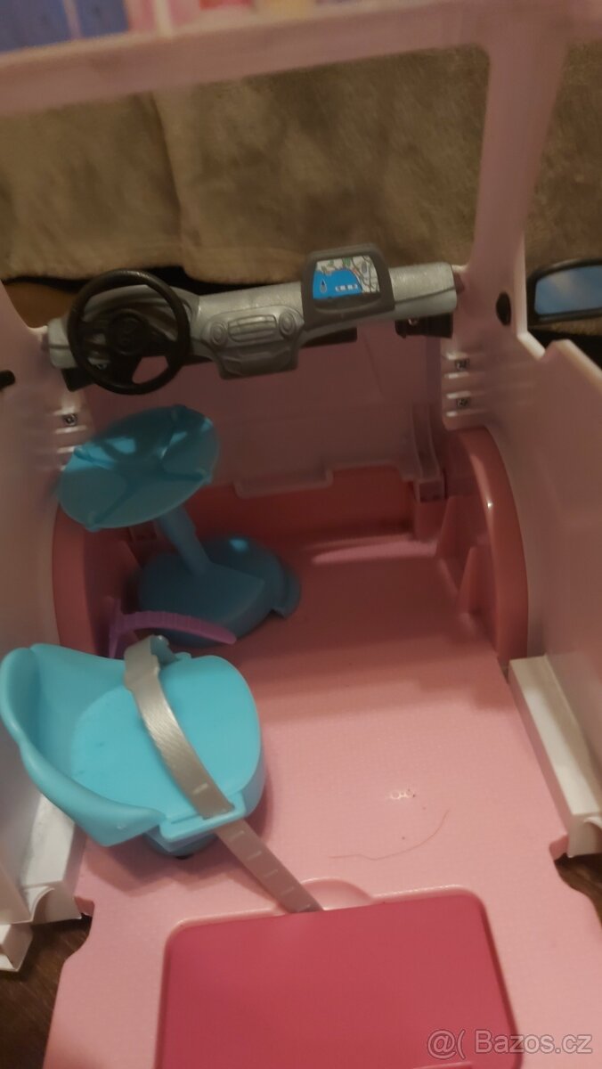 Ambulance,mobilní klinika,sanitka barbie
