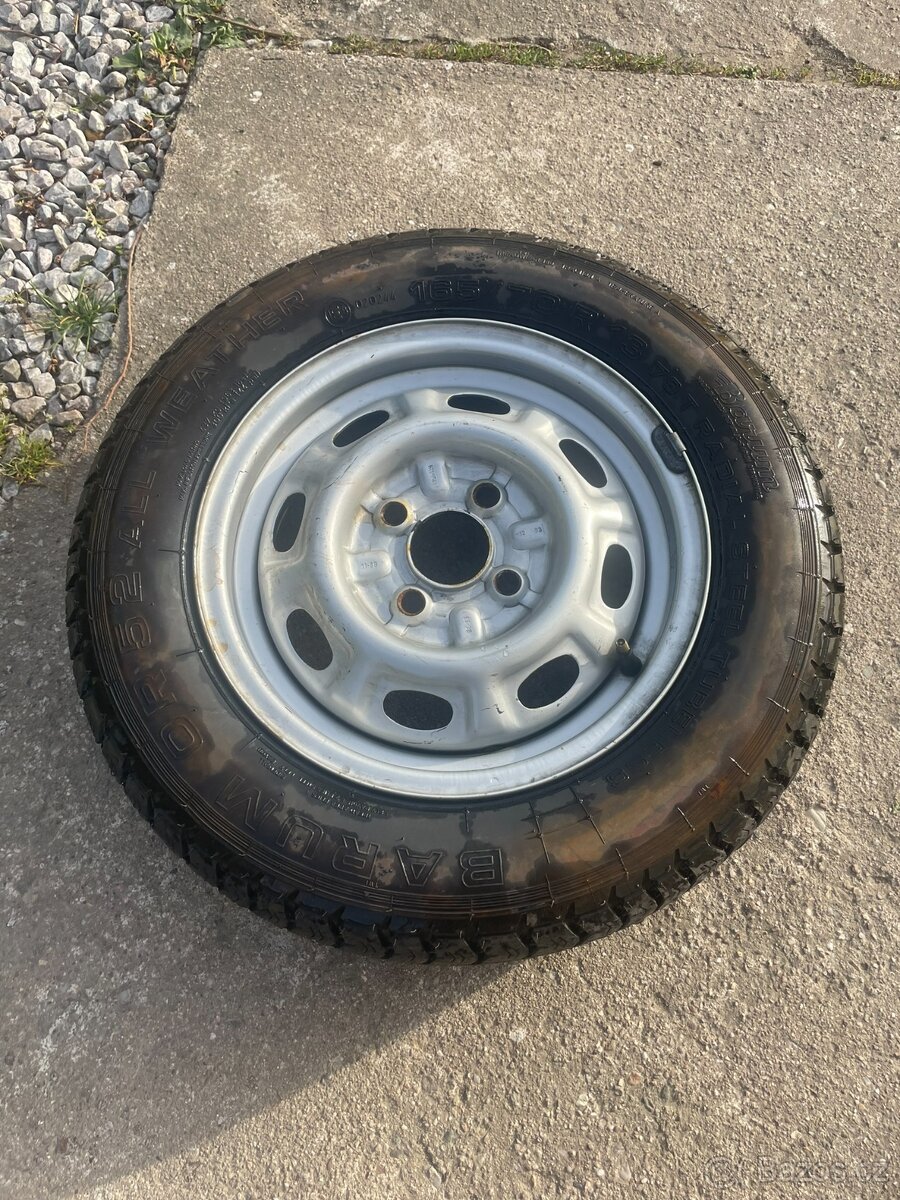 Rezervní plechové kolo 13" s pneumatikou Barum (celoroční)