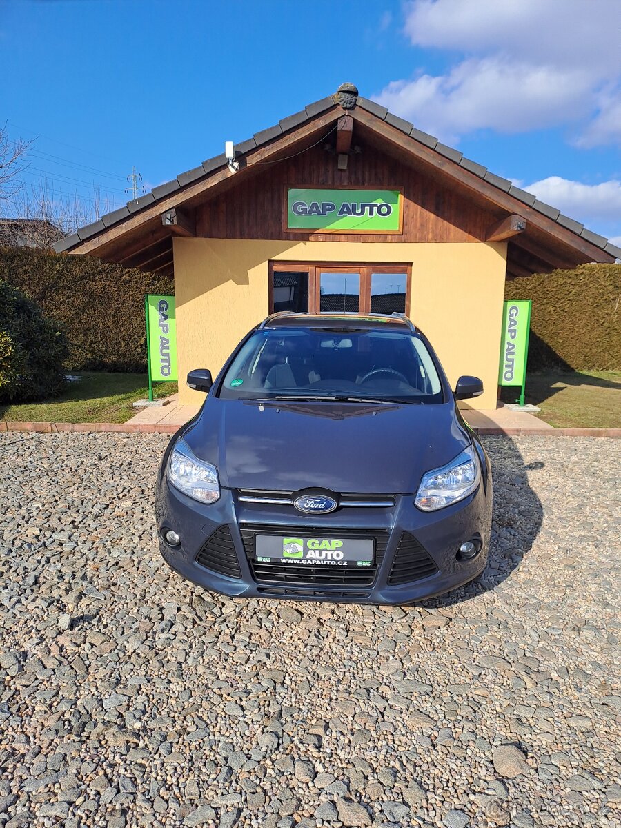 Ford Focus combi 1.6 Ti-VCT 92kW serviska