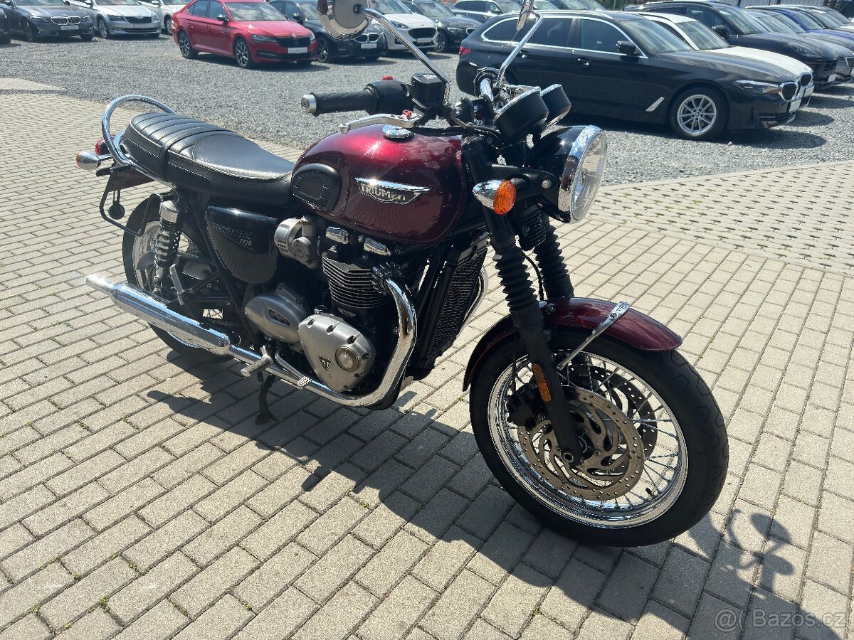 Triumph T120 Bonneville