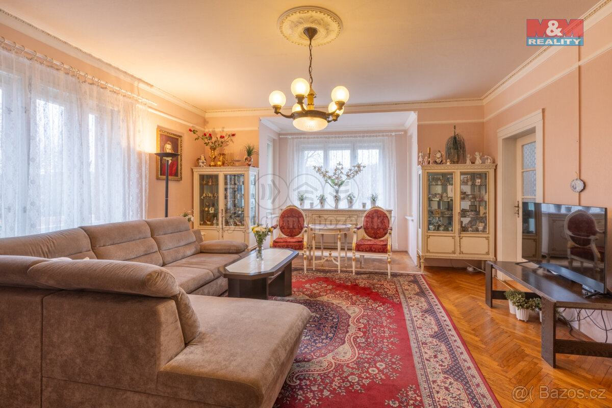Prodej rodinného domu, 269 m², Jesenice, ul. Zahradní