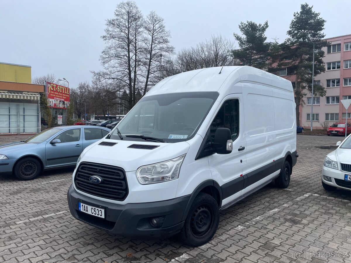 FORD TRANSIT 2016.