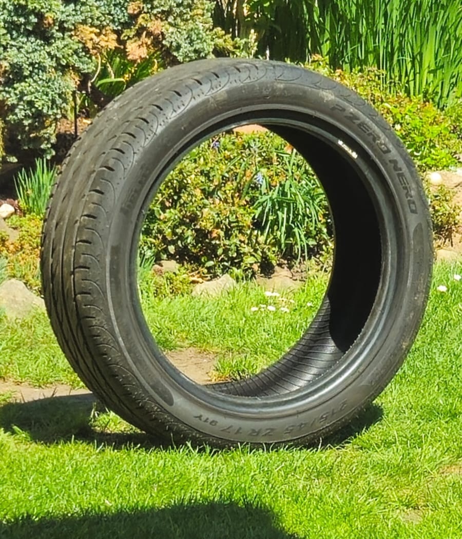 Pirelli ZR17 215/45