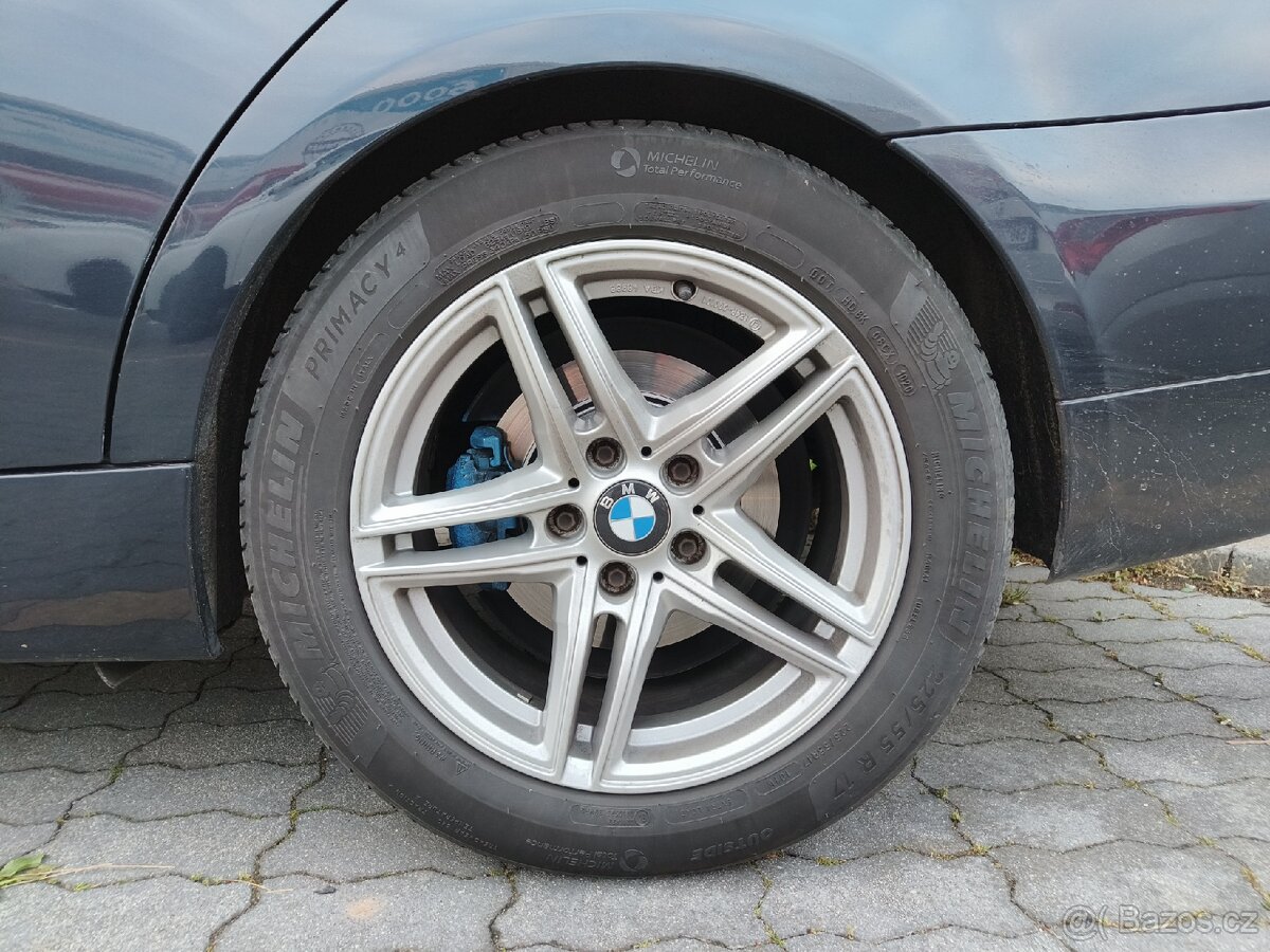 Prodám alu kola BMW R17 5x120