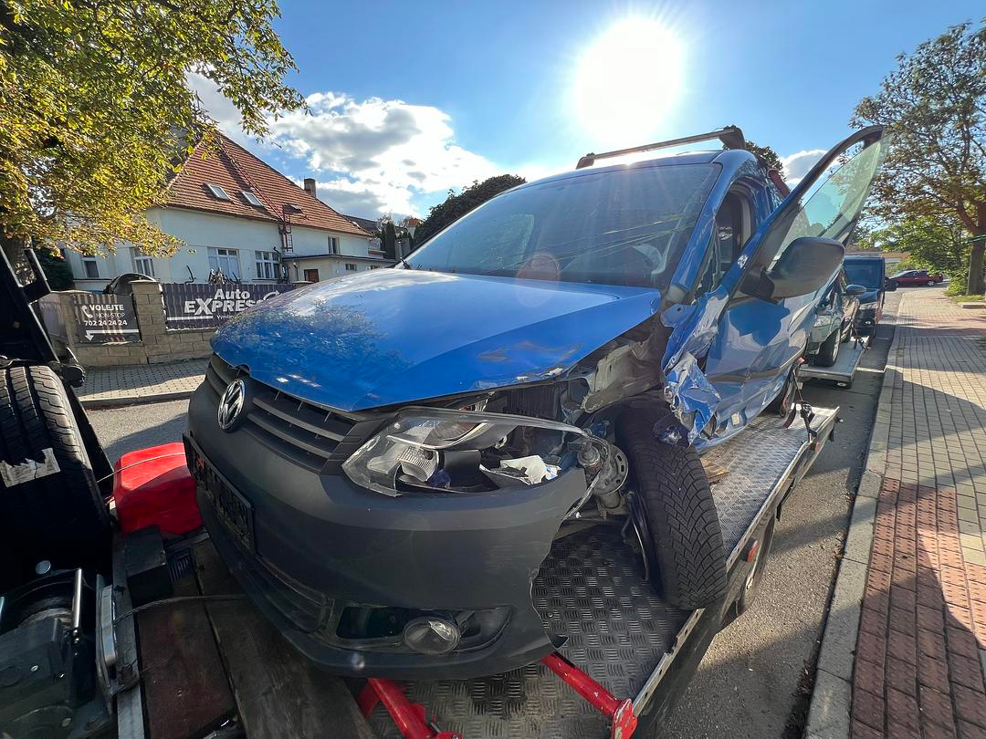 Vůz na díly VW Caddy 3 2K FL maxi 2011 CAYD MHZ modrá/L510