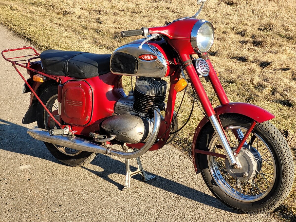Jawa 250 typ 592 s tp r. 1970