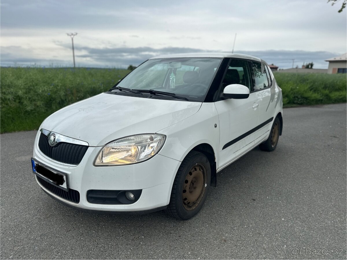 Škoda Fabia 2.generace 1.2 HTP 44kW bílá