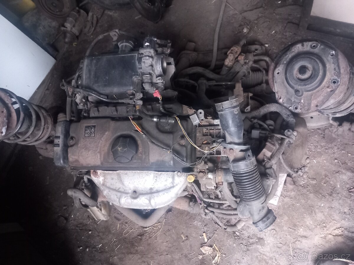 Motor peugeot 306 1.4 benzin
