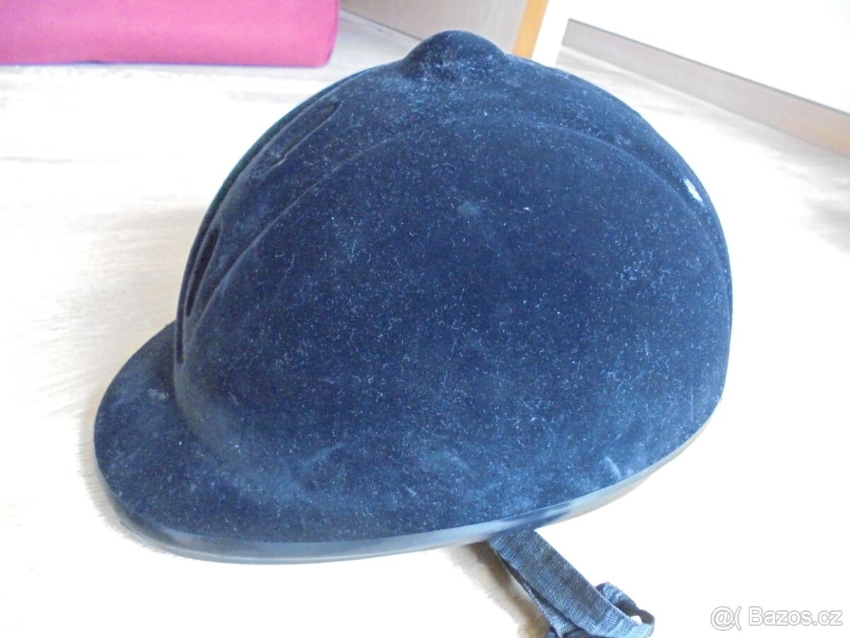 jezdecká přilba HKM vel. S/M