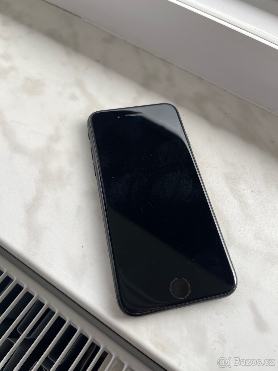 iPhone SE 2020