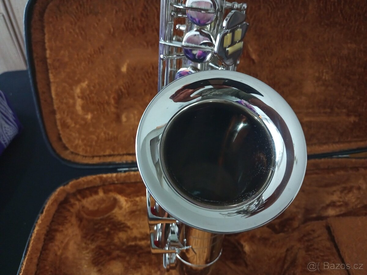 Prodám Alt Saxofon Amati Super Classic