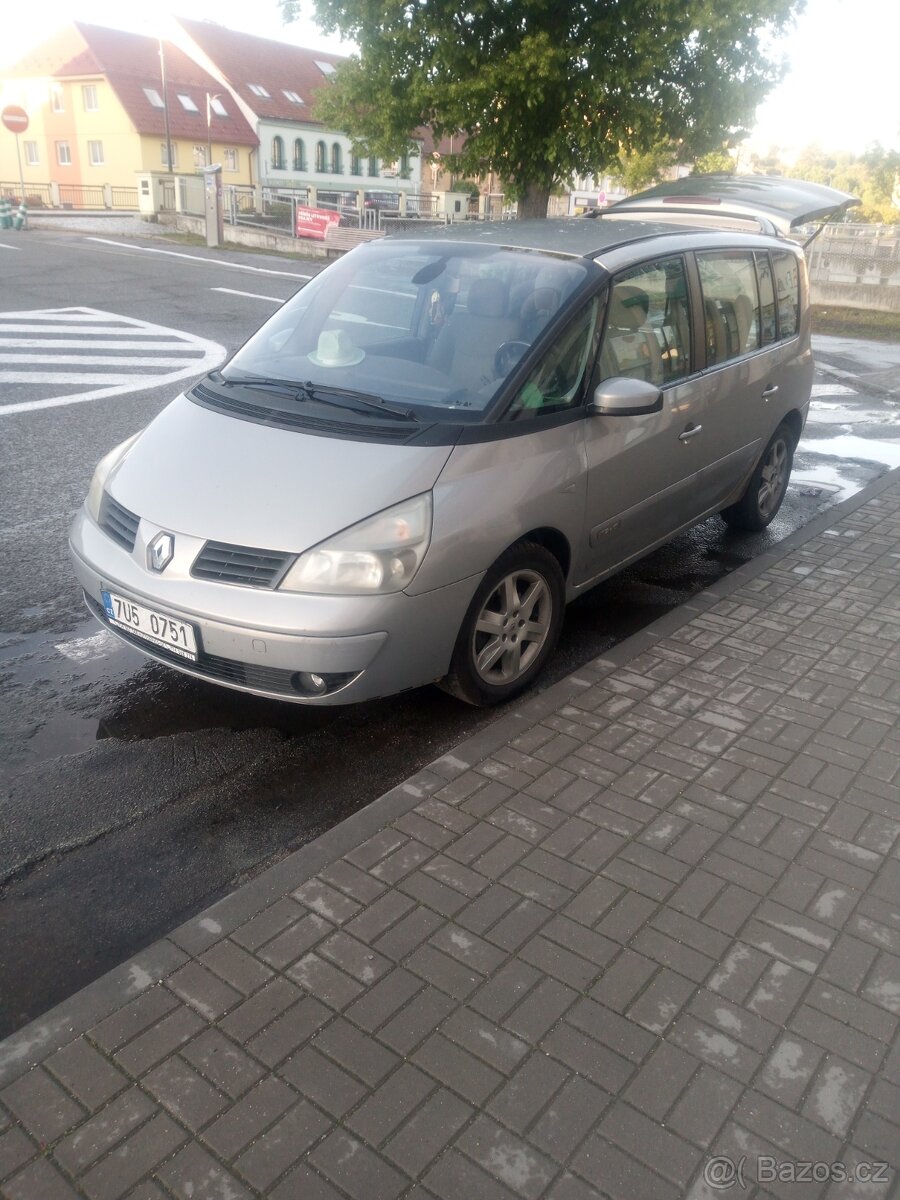 Renault Espace IV 2.2dci