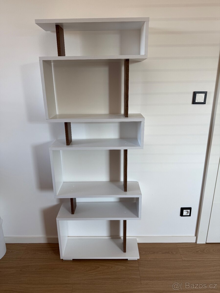 Designová skříňka/regál