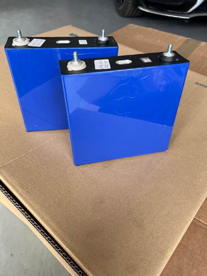 Baterie LiFePO4 článek 120Ah 3,2V zn. CATL