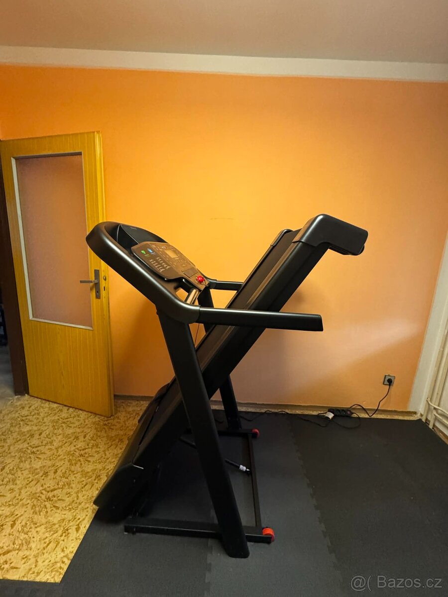 Běžecký pás T540C