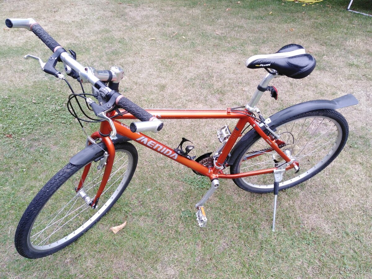 Trekingové lehké kolo Merida vel. 26