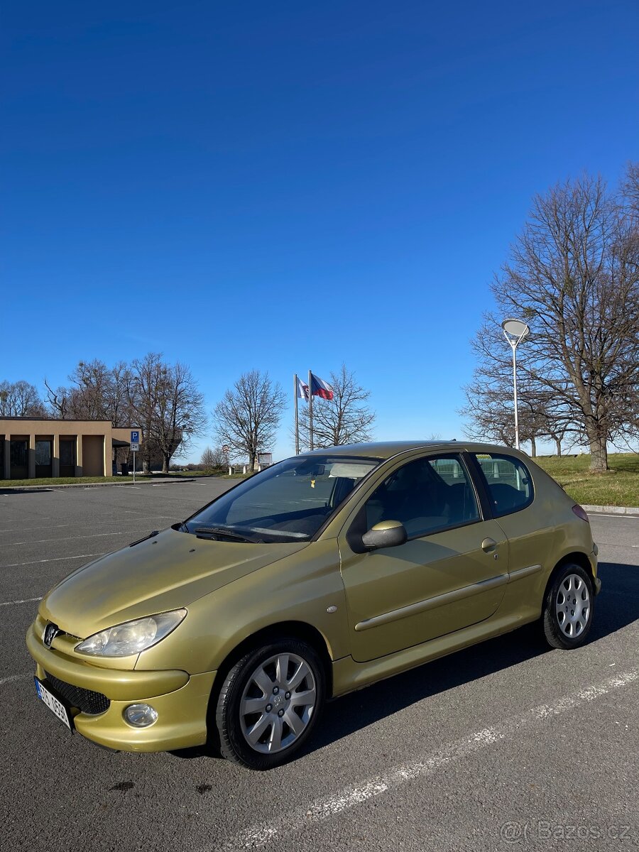 Peugeot 206 - 1.6 hdi (9HZ) 2004