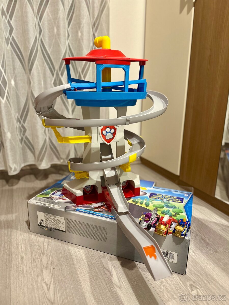 Velká věž Tlapková patrola