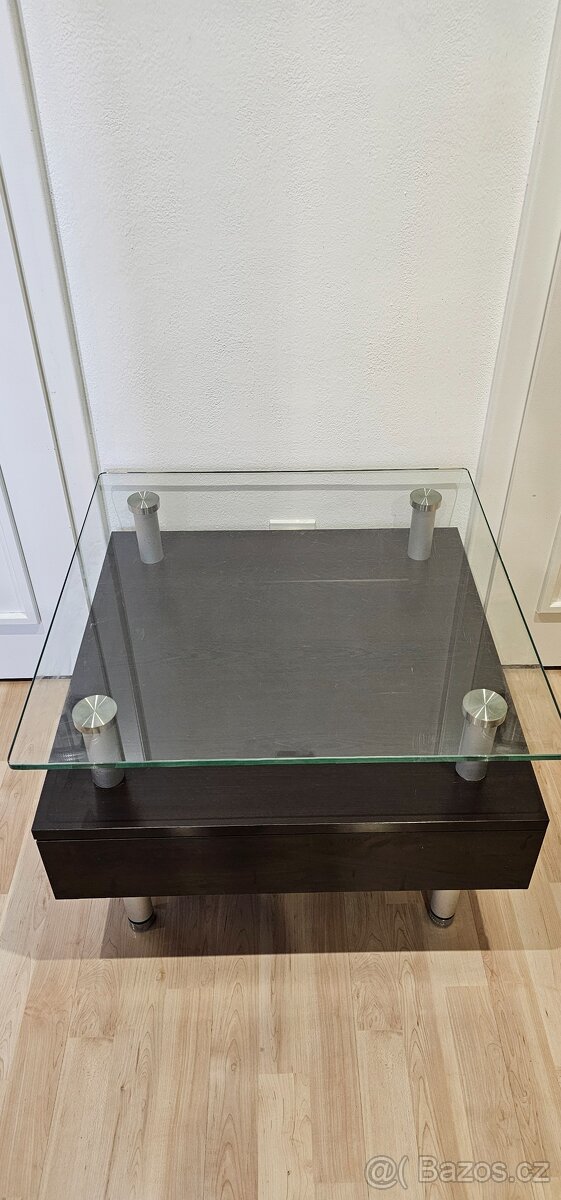 Konferenční stolek