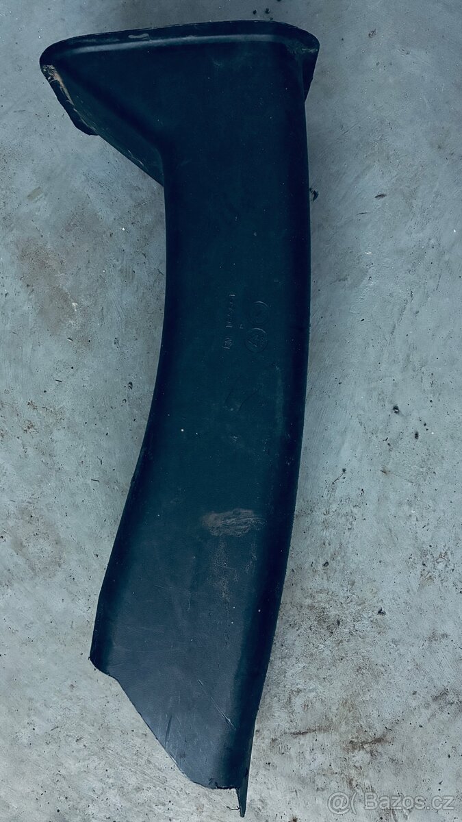 Tunel na zahradní traktor