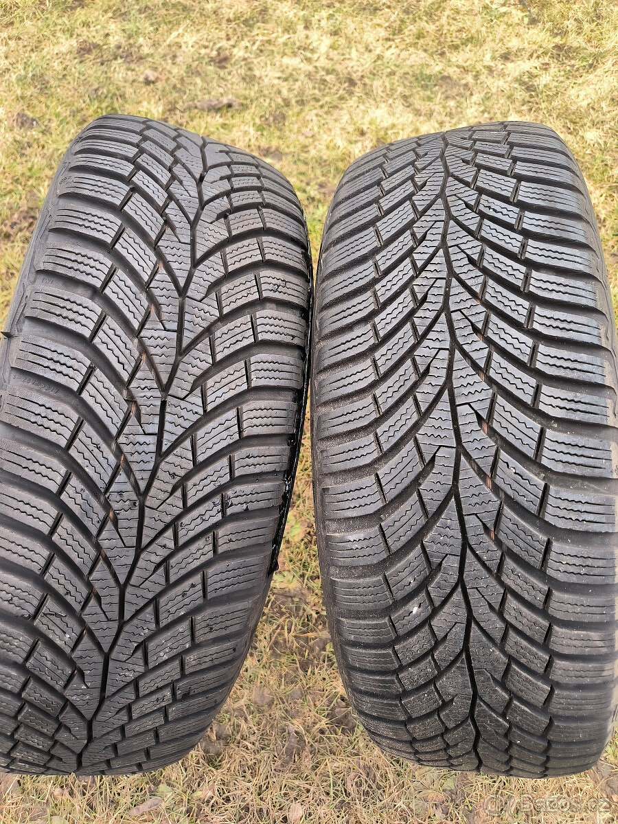 2 zimní pneumatiky 205/55/16 CONTINENTAL