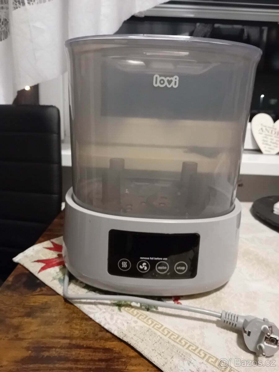 Sterilizátor lahviček