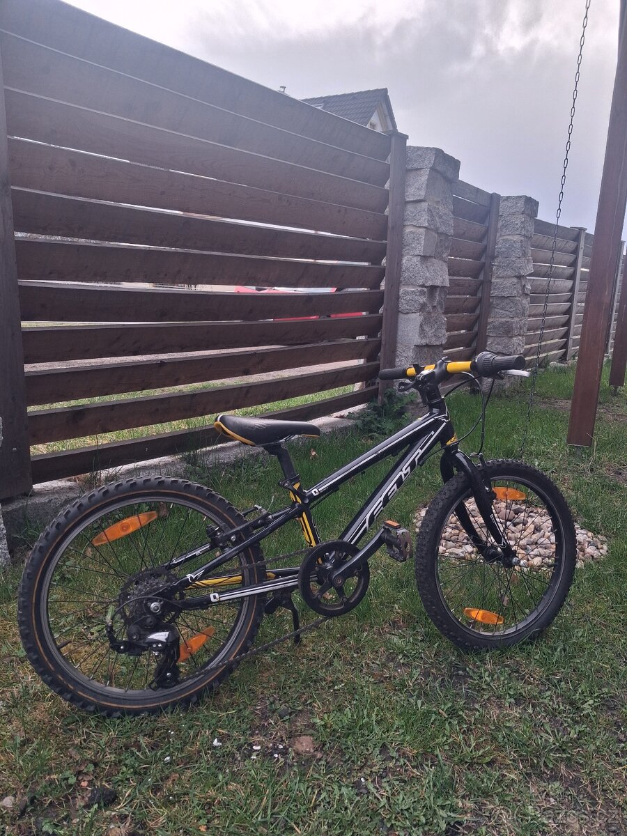 Detske kolo Felt 20'