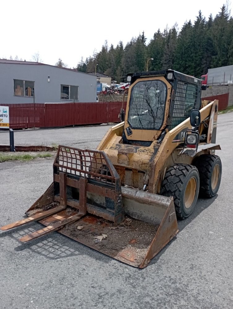 CAT 242