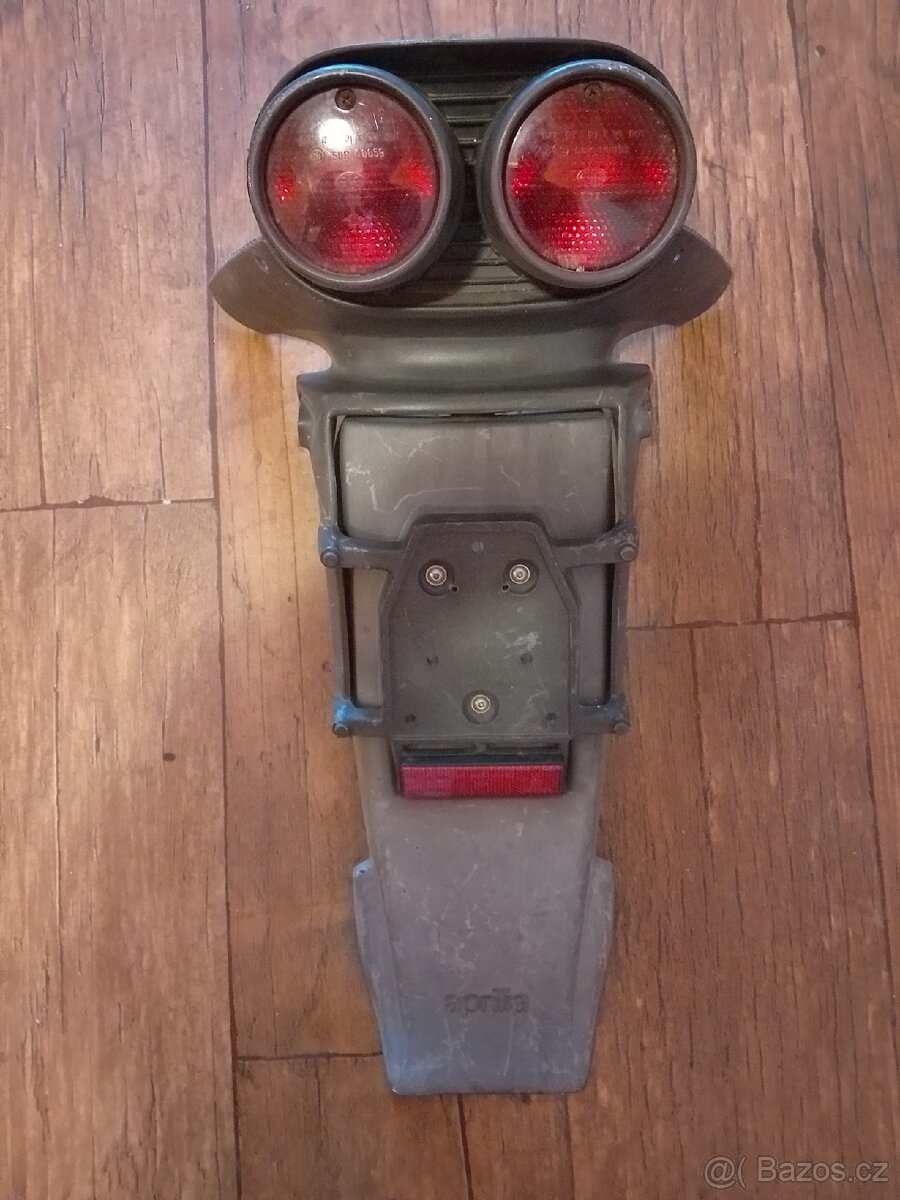 Zadní lampy s blatníkem