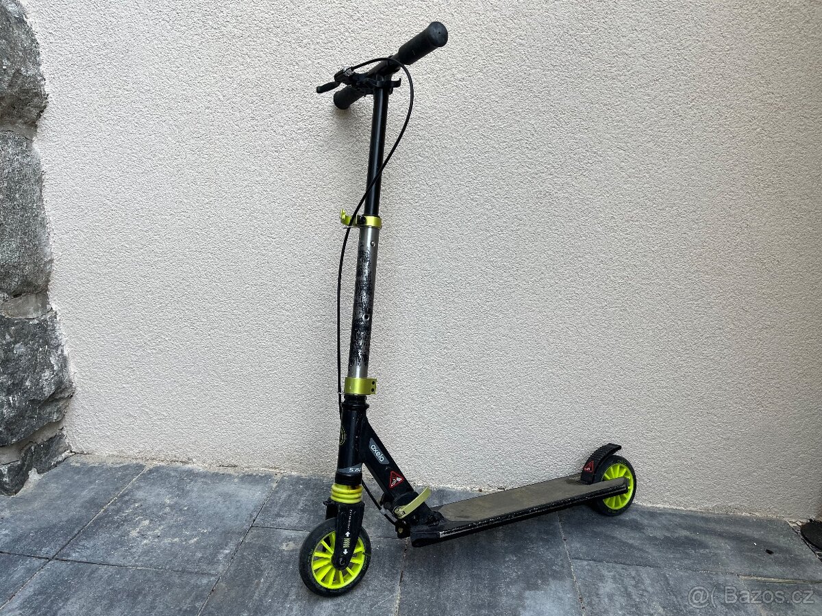 Dětská koloběžka Oxelo (Decathlon)