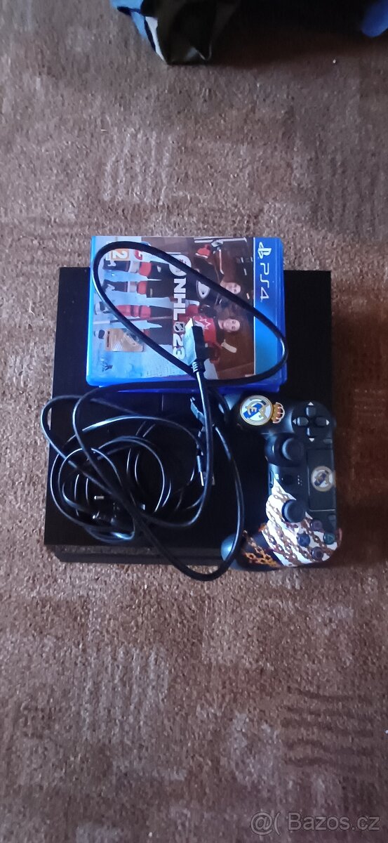 PS 4