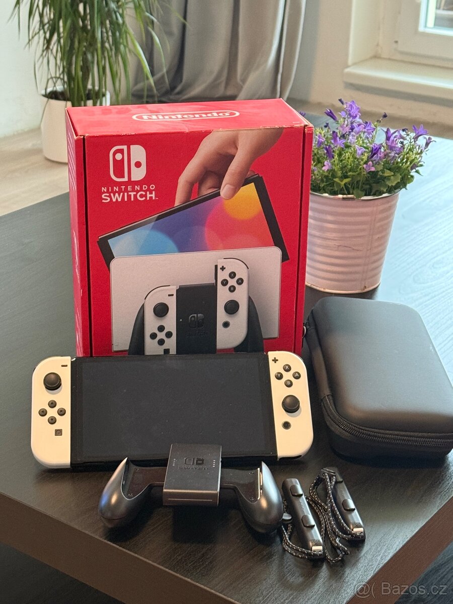 Nintendo switch OLED (Záruka)