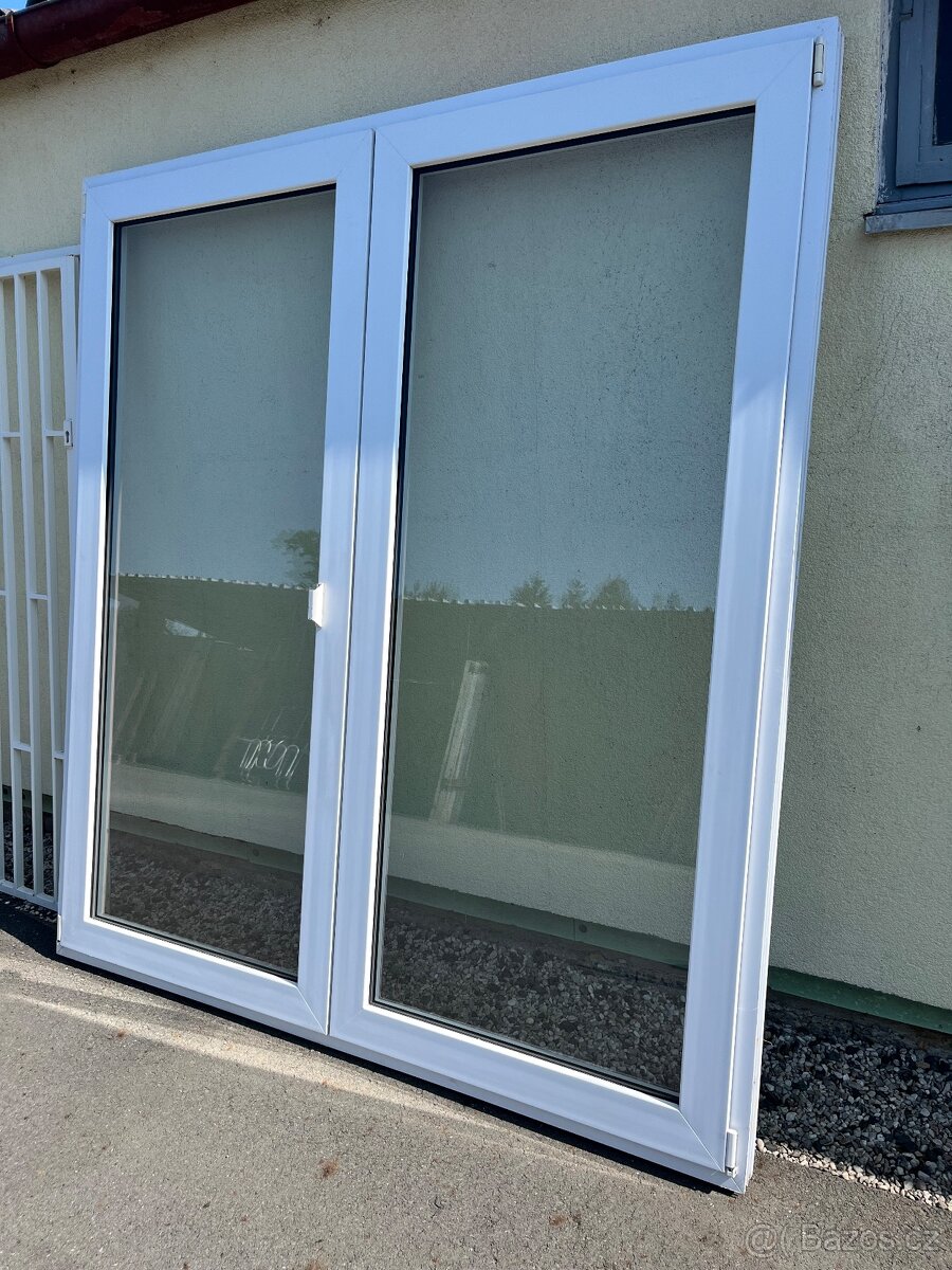 VELIKÉ TERASOVÉ PVC DVEŘE OTV.VENOTHERM 208x230-PLZEŇ