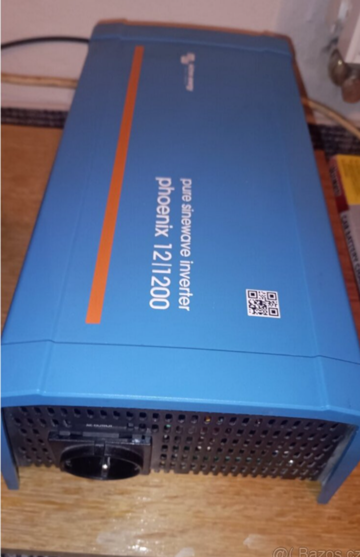 Špičkový Victron 12/1200WA +VE.Direct Bluetooth Smart dongle