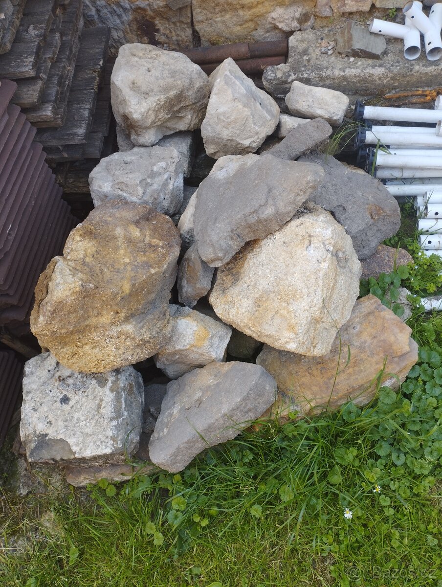 Kámen