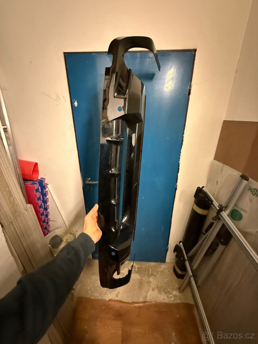 5FF 807 568 D Difuzor zadního nárazníku Formentor VZ