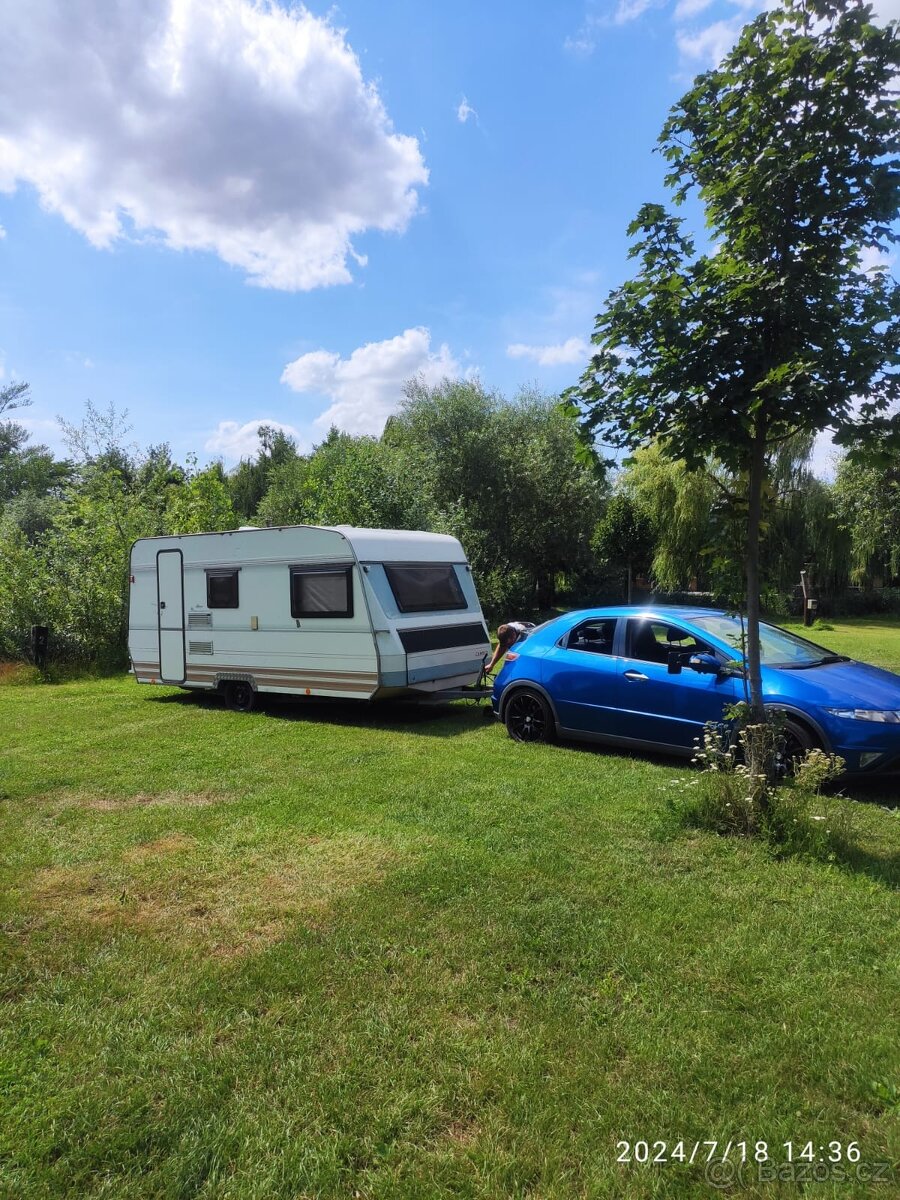 Prodám karavan dethleffs