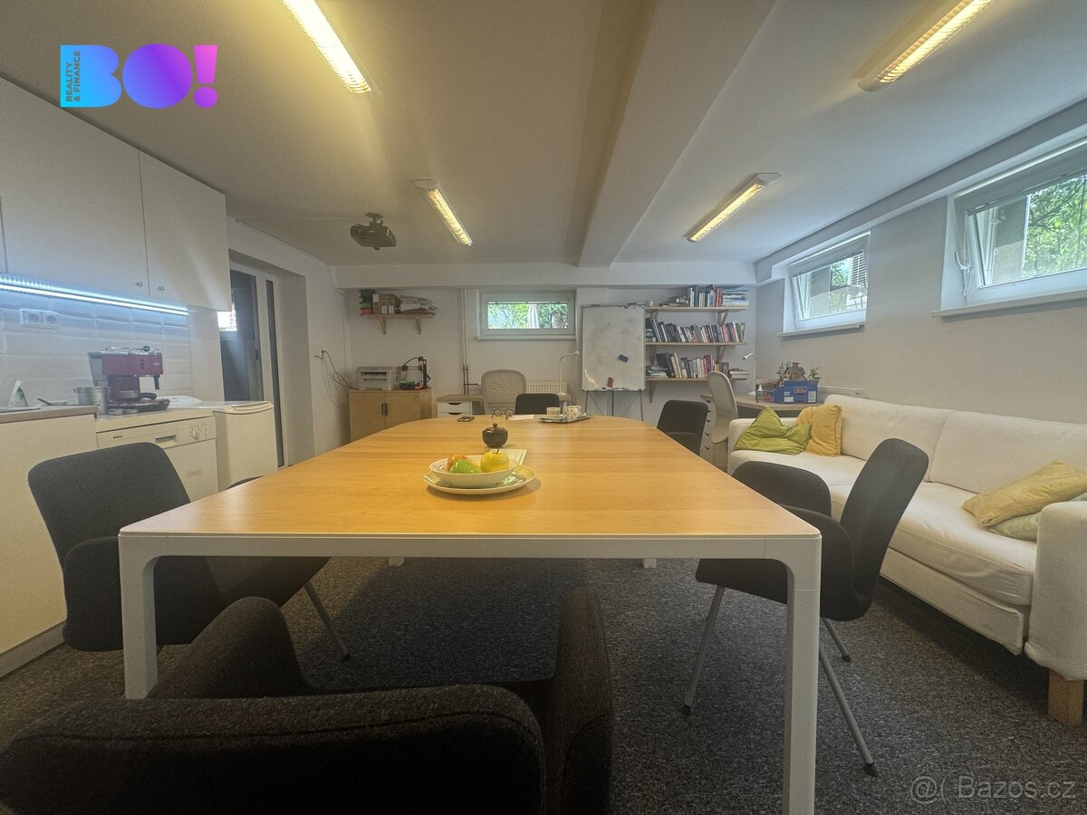 Pronájem kanceláře 43 m², ul. Jeřabinová, Třinec