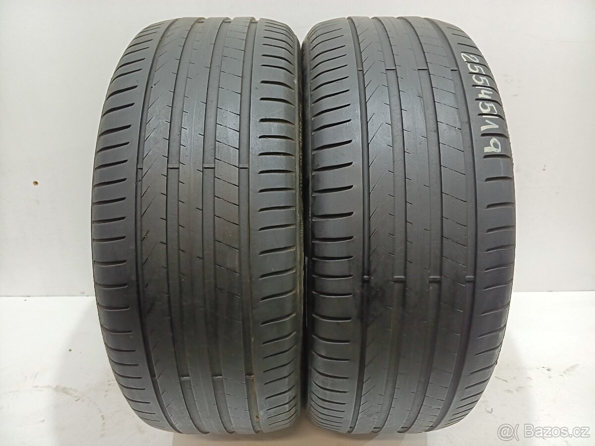 2ks letní pneu 255/45/19 Pirelli