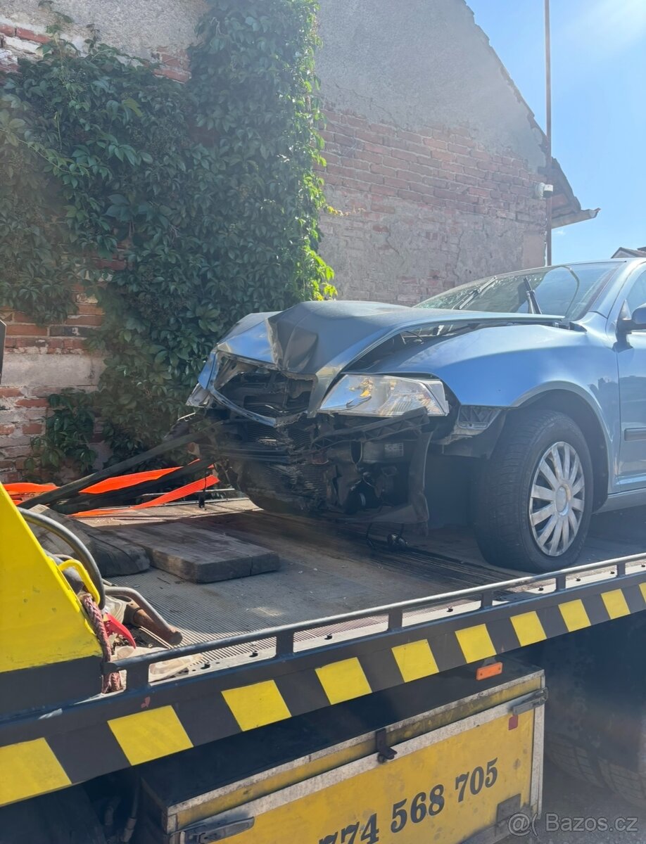 Škoda Octavia II před face - ND