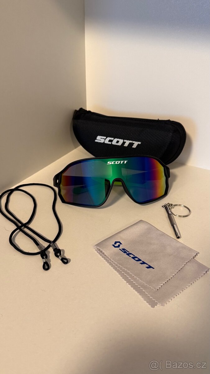 Sportovní sluneční brýle Scott - černo-zelené