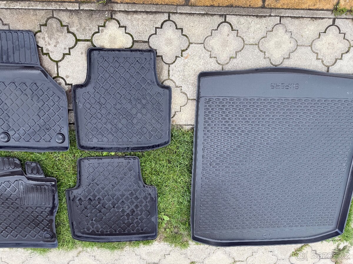 Gumové rohože Škoda Superb III