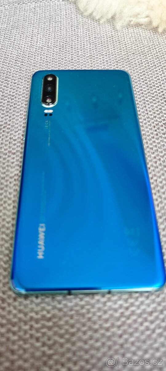 Huawei P30 + 256GB karta, vyměněna baterie